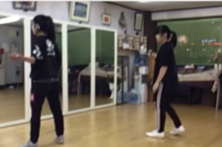 D499E19D-A3A3-4697-B995-8305BB199106